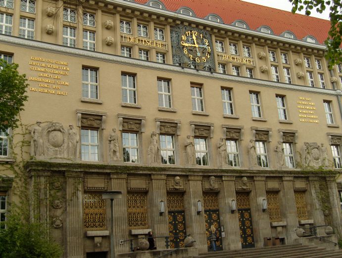 SAMSUNG DIGITAL CAMERA Ein Besuch in Leipzig - Deutsche Bücherei Leipzig