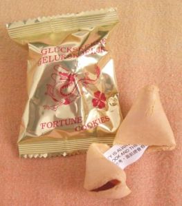 Glückkeks mit Zettel