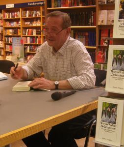 Martin Walker signiert