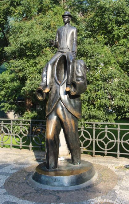Franz Kafka Statue und Denkmal in Prag